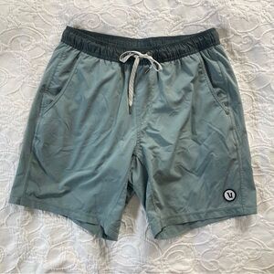 Vuori lined Athletic Shorts 7.5”